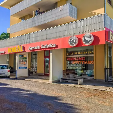 Villaggio Tivoli 公寓 比比翁